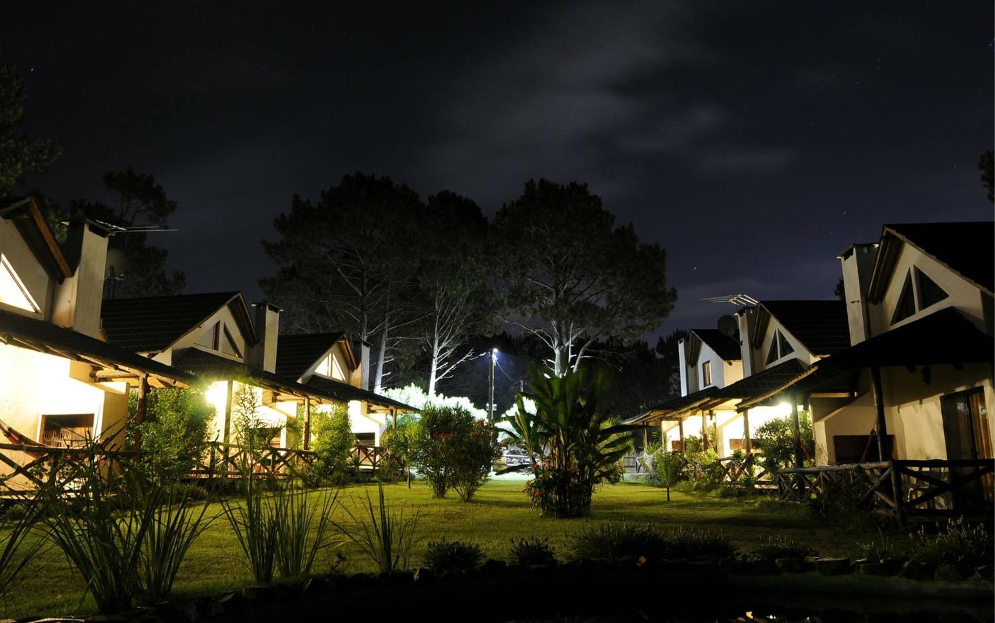 Bungalows Punta Colorada Piriápolis Exterior foto